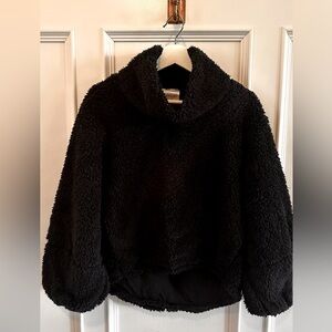 LULULEMON Black Sherpa Pullover
